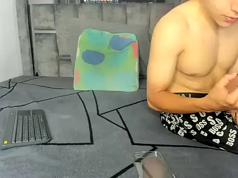 Snapshot of Master_Ruthless77 chatting on March 3, 9:04 am Master Ruthless77 online show from March 3, 9:04 am