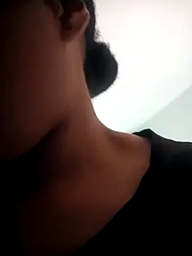 Snapshot of sexygirlatin chatting on February 23, 6:16 pm sexygirlatin online show from February 23, 6:16 pm