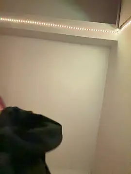 Milli-Kiss online show from February 26, 6:07 pm