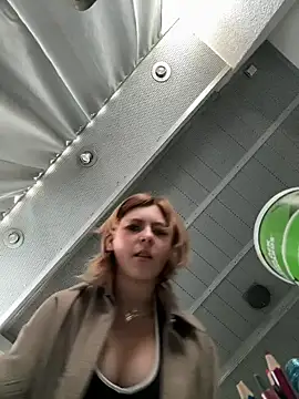 Milli-Kiss online show from March 10, 11:59 am