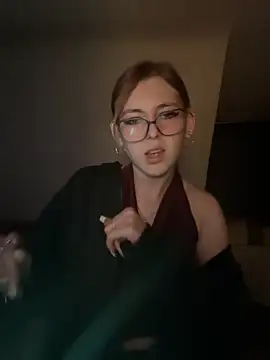 Milli-Kiss online show from April 9, 7:30 pm