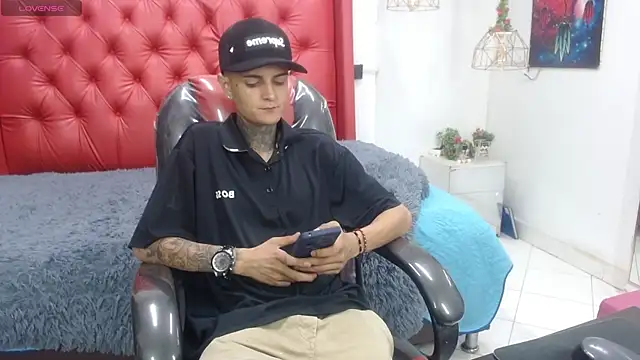 benjamin anthony online show from April 3, 3:26 am