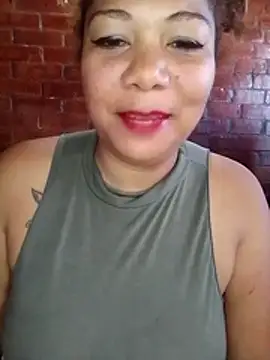 Snapshot of TuPotra666 chatting on June 1, 9:27 pm TuPotra666 online show from June 1, 9:27 pm