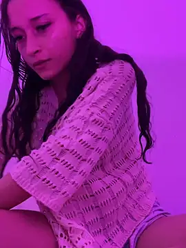 candy deluxe online show from April 28, 4:17 am