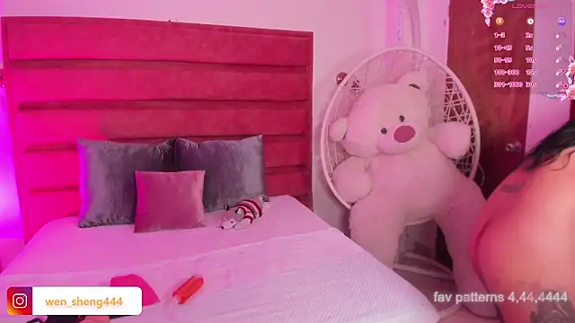 ween sheng  online show from March 5, 10:50 pm