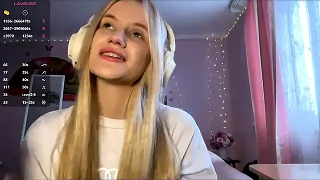 MelissaZaria online show from February 15, 7:27 am