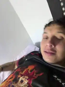 Snapshot of Jhony_rayder chatting on February 17, 2:08 am Jhony rayder online show from February 17, 2:08 am