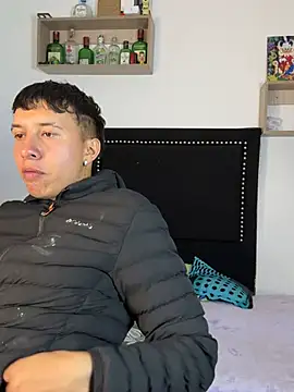 Snapshot of Jhony_rayder chatting on February 20, 3:03 am Jhony rayder online show from February 20, 3:03 am