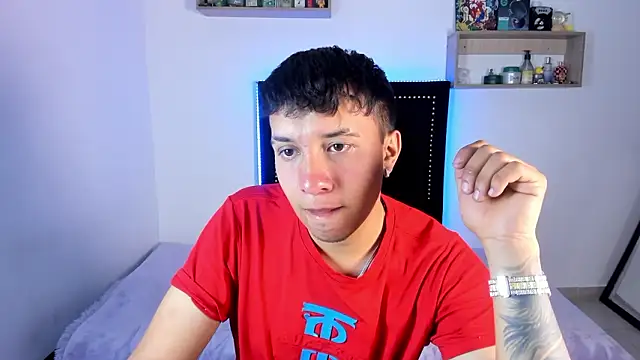 Snapshot of Jhony_rayder chatting on February 27, 1:49 am Jhony rayder online show from February 27, 1:49 am