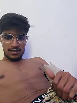 Snapshot of kaushikhotty chatting on July 11, 8:44 pm kaushikhotty online show from July 11, 8:44 pm