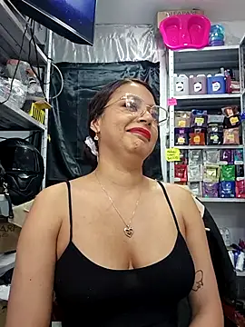 Snapshot of Ana__victoriaa chatting on May 5, 9:12 pm Ana victoriaa online show from May 5, 9:12 pm