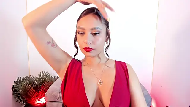 Snapshot of Ana__victoriaa chatting on May 15, 8:38 pm Ana victoriaa online show from May 15, 8:38 pm