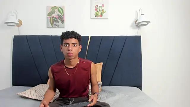 alexx cum18 online show from June 12, 5:56 pm