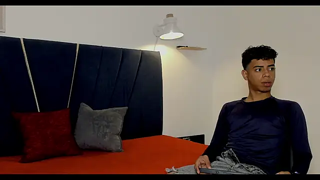 alexx cum18 online show from June 13, 2:26 pm