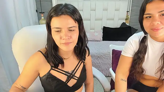 Snapshot of Veyra_sereny chatting on February 27, 9:15 pm Veyra sereny online show from February 27, 9:15 pm