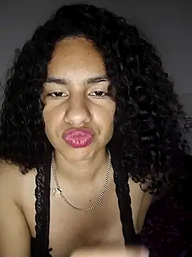 Snapshot of RizHoney chatting on February 13, 12:01 pm RizHoney online show from February 13, 12:01 pm