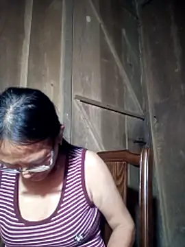 Snapshot of toyo_668 chatting on June 16, 11:07 pm toyo 668 online show from June 16, 11:07 pm