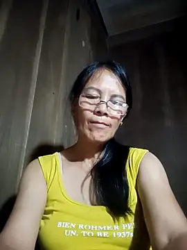 Snapshot of toyo_668 chatting on July 15, 11:43 pm toyo 668 online show from July 15, 11:43 pm