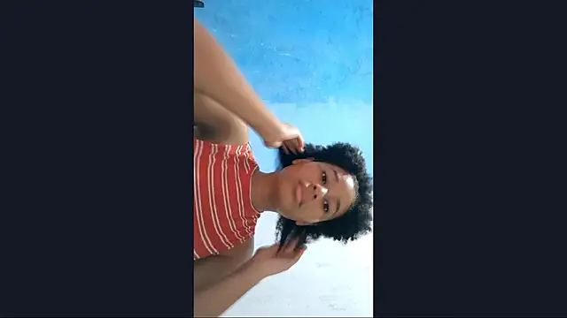 Snapshot of MadelynStamant chatting on February 17, 12:23 pm MadelynStamant online show from February 17, 12:23 pm