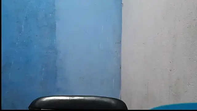 MadelynStamant online show from April 8, 12:27 pm