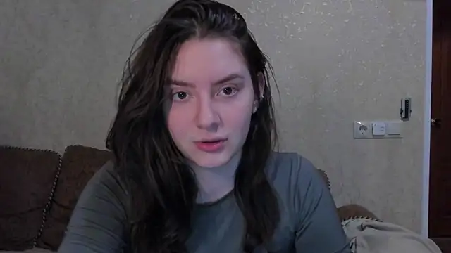 Snapshot of love_lina_muuur chatting on February 28, 11:17 pm love lina muuur online show from February 28, 11:17 pm