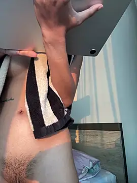 Snapshot of Alittleasaingirl chatting on February 16, 12:18 am Alittleasaingirl online show from February 16, 12:18 am