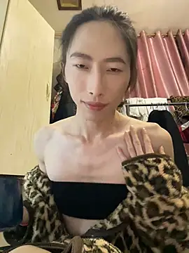 Snapshot of yixianshen188 chatting on February 21, 1:56 pm yixianshen188 online show from February 21, 1:56 pm