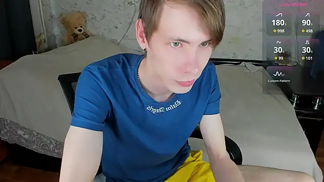 Snapshot of Erick_Wilson chatting on February 22, 10:47 am Erick Wilson online show from February 22, 10:47 am