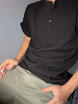 Snapshot of traidep3chan chatting on February 13, 3:02 am traidep3chan online show from February 13, 3:02 am