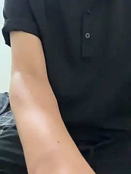 Snapshot of traidep3chan chatting on March 5, 2:02 pm traidep3chan online show from March 5, 2:02 pm