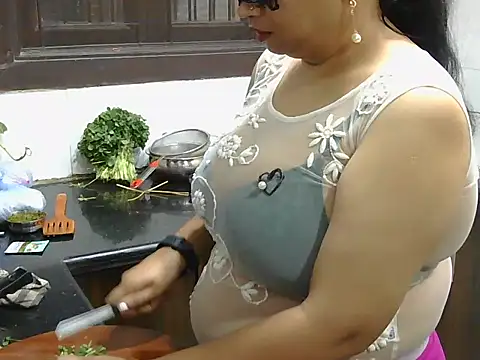 Snapshot of Hot_Sonniyaa chatting on February 23, 7:17 am Hot Sonniyaa online show from February 23, 7:17 am