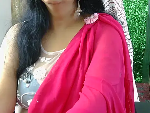 Snapshot of Hot_Sonniyaa chatting on February 24, 6:22 am Hot Sonniyaa online show from February 24, 6:22 am