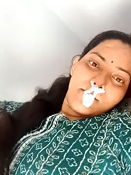 Anushka Singh0 online show from March 17, 8:17 am