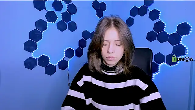 cleo cool online show from February 16, 12:56 pm