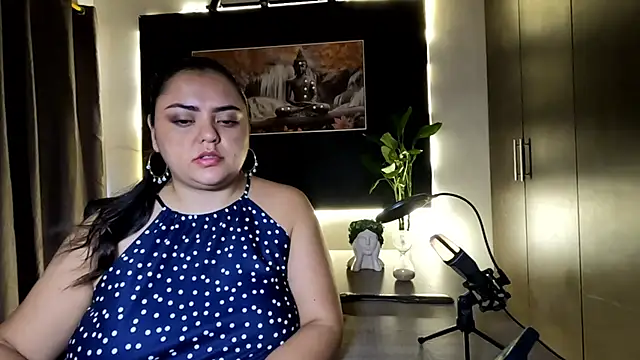 Snapshot of AzaraOnyx chatting on July 8, 1:15 pm AzaraOnyx online show from July 8, 1:15 pm