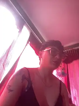 bloomroma online show from April 9, 2:22 pm