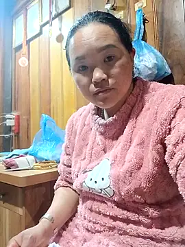 Snapshot of nelina_12345 chatting on April 29, 12:53 pm nelina 12345 online show from April 29, 12:53 pm