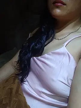 Snapshot of nelina_12345 chatting on June 29, 10:43 pm nelina 12345 online show from June 29, 10:43 pm