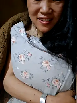 Snapshot of nelina_12345 chatting on July 20, 12:58 am nelina 12345 online show from July 20, 12:58 am