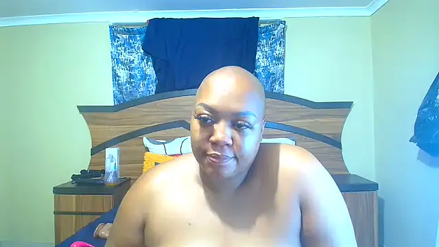 Queenxxxjesy online show from April 6, 8:21 pm