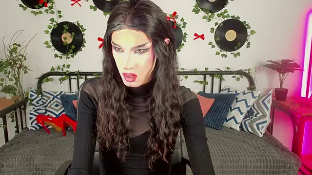 MadisonEsprit online show from April 4, 5:06 am