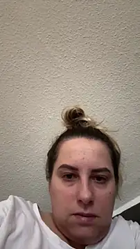 Snapshot of Patricia3xxx chatting on February 25, 8:02 am Patricia3xxx online show from February 25, 8:02 am