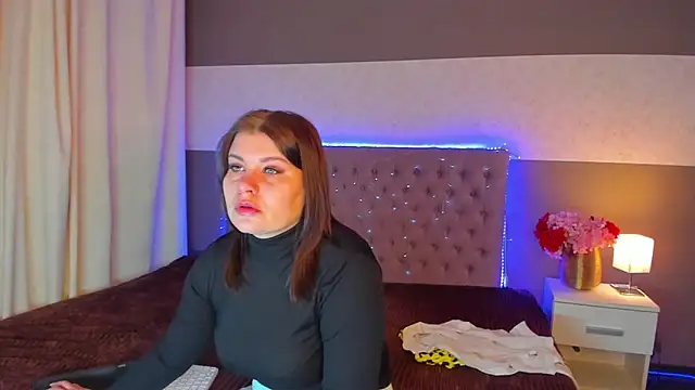 Snapshot of AmandaHoppe chatting on March 3, 5:57 am AmandaHoppe online show from March 3, 5:57 am