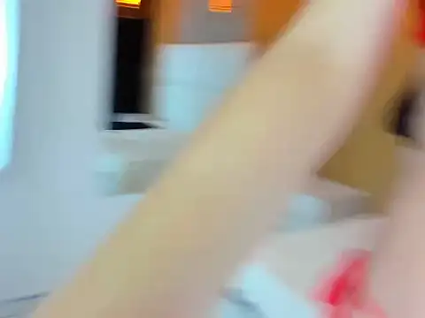 LolaWhite online show from April 19, 4:34 am