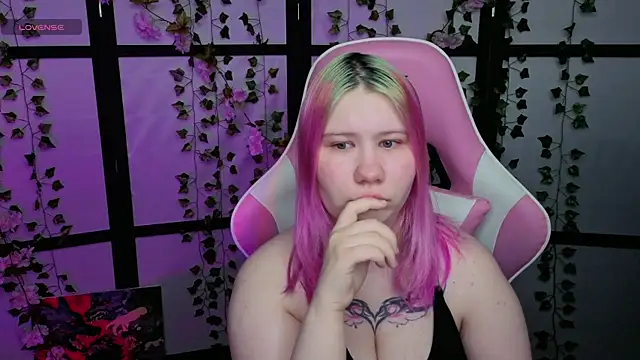 kitsune little online show from April 10, 9:30 pm