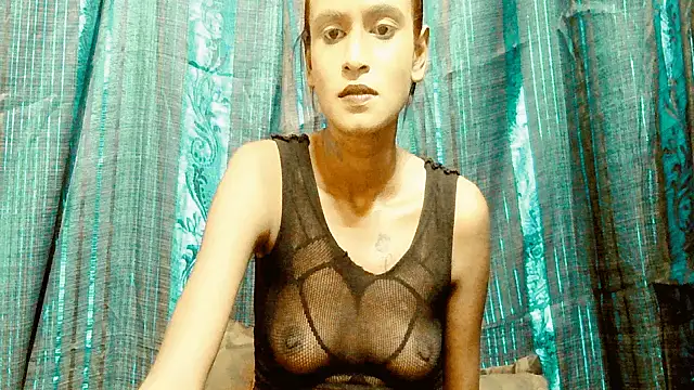 Snapshot of SassyXindian chatting on April 19, 8:46 am SassyXindian online show from April 19, 8:46 am
