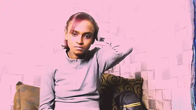 Snapshot of SassyXindian chatting on June 2, 5:20 am SassyXindian online show from June 2, 5:20 am