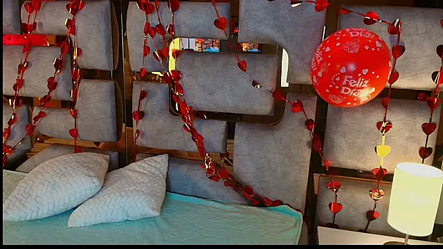 Snapshot of Anya_Volker chatting on February 20, 12:16 pm Anya Volker online show from February 20, 12:16 pm