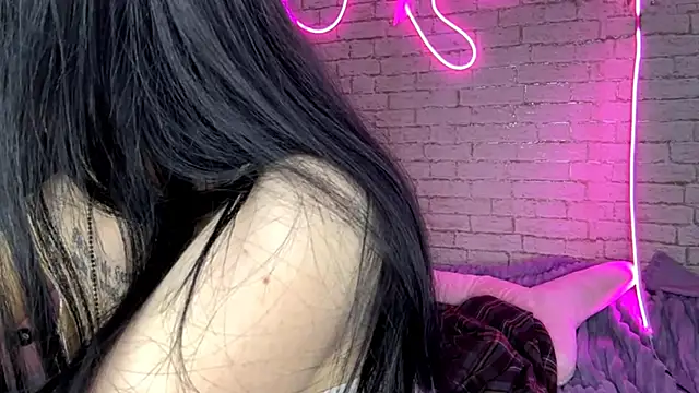 Snapshot of ExiePecue chatting on February 21, 11:11 am ExiePecue online show from February 21, 11:11 am