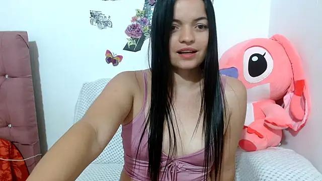Snapshot of sweett_2026 chatting on June 1, 1:07 am sweett 2026 online show from June 1, 1:07 am